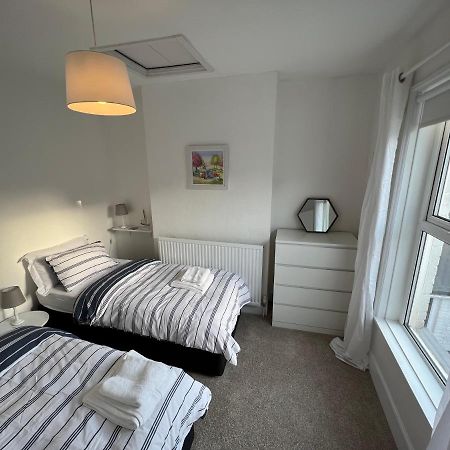 Villa Charming House By The Sea Ryde  Esterno foto